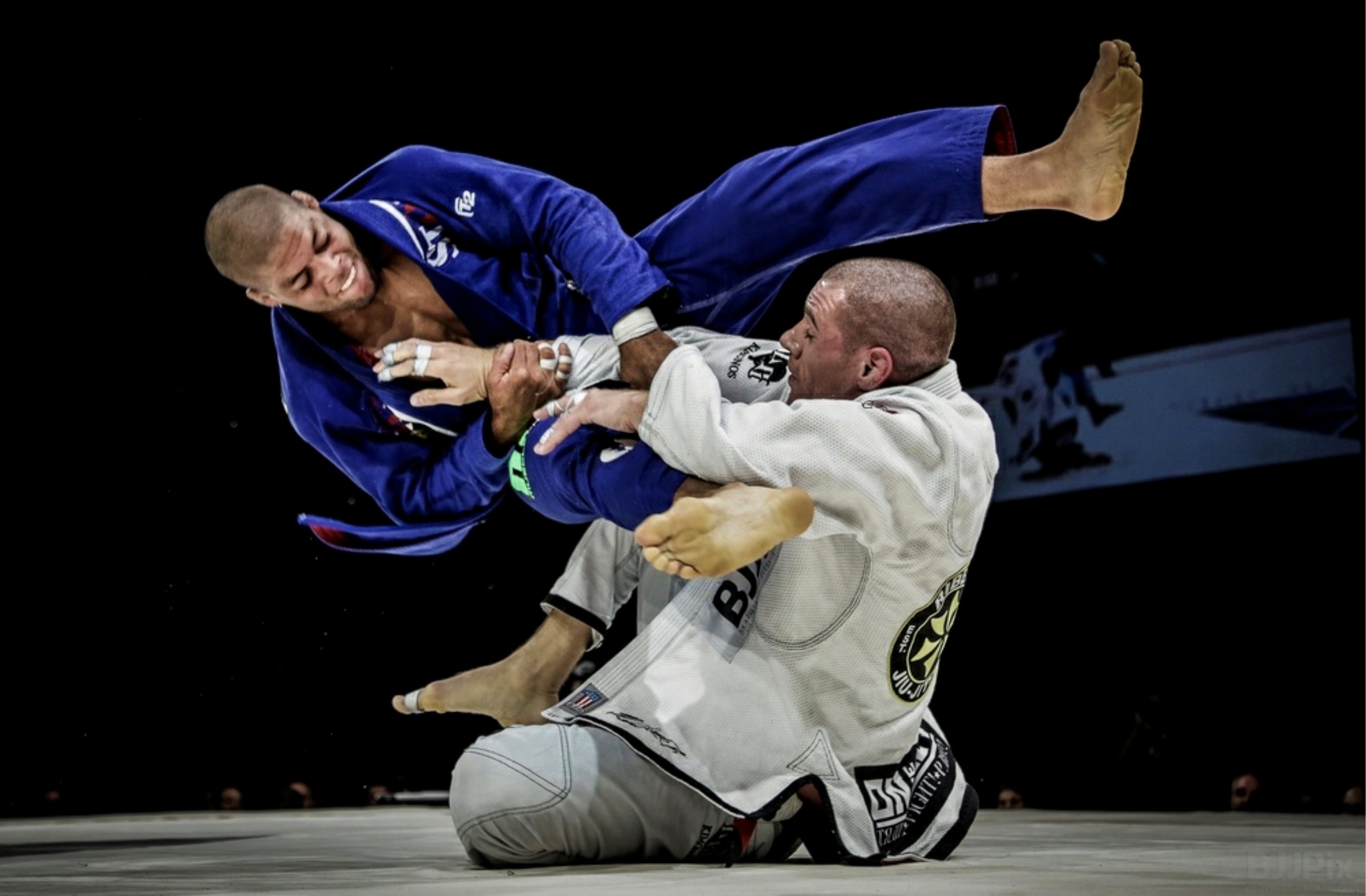 //bjjleiden.nl/wp-content/uploads/2020/07/Andre-Galvao-vs.-Rafael-Lovato-Jr..jpg